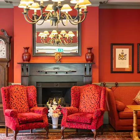The Red Lion Hotel-2